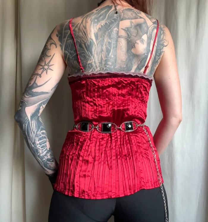 Débardeur matière froissée velours Vampire 🦇 Goth vintage 90s - Taille S/M - photo numéro 3