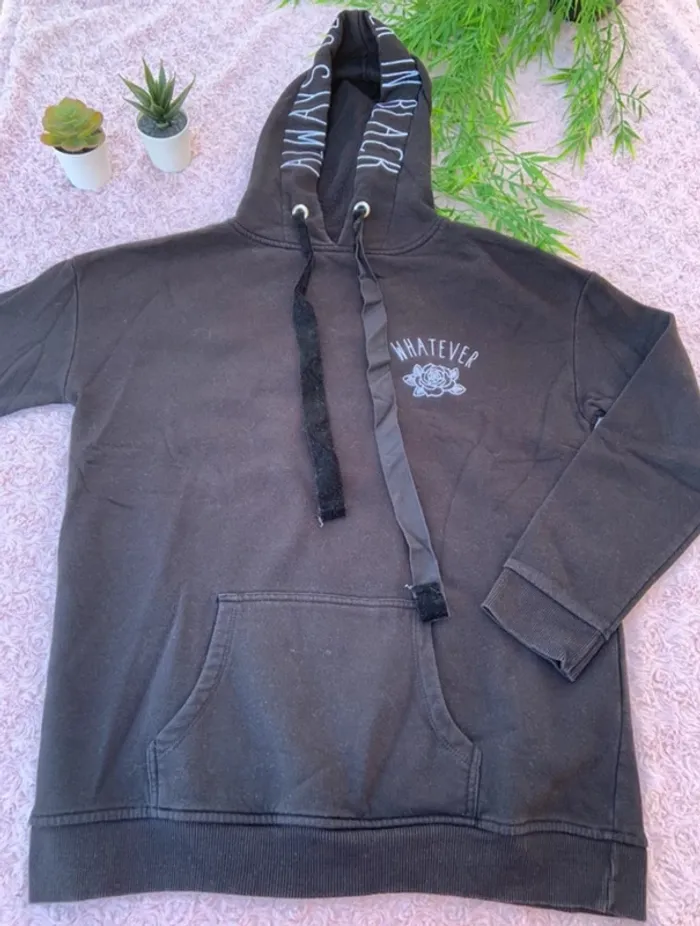 Sweat-shirt a capuche