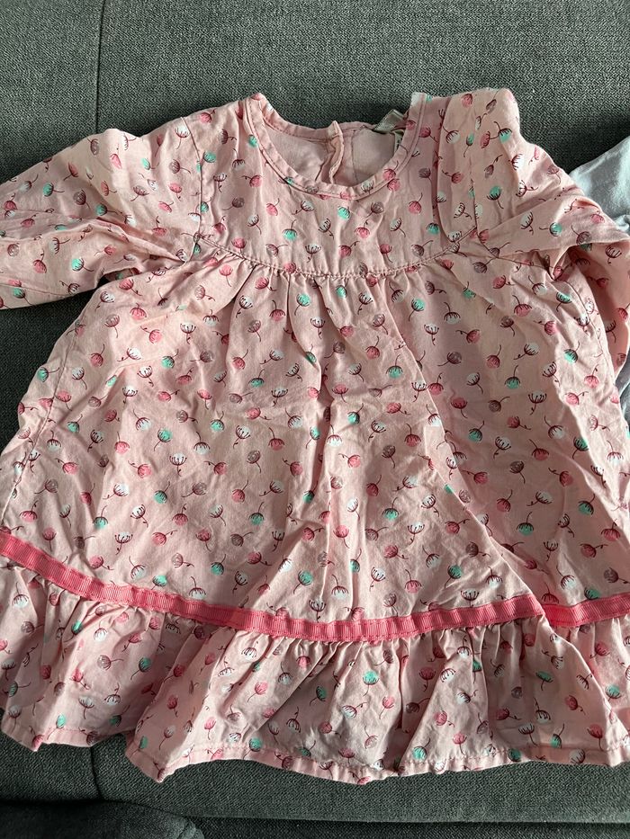 Robes légères 3 mois - photo numéro 3