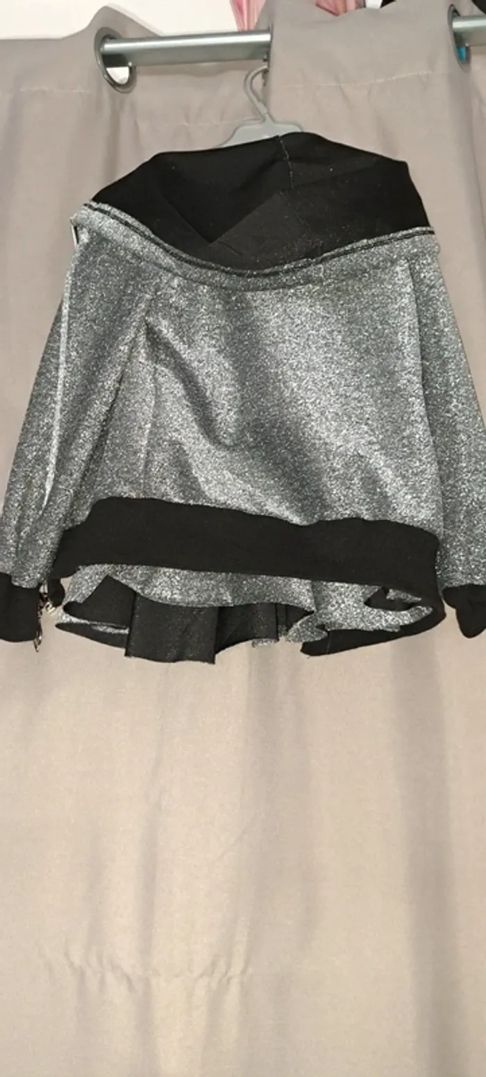 Jupe et veste - photo numéro 3