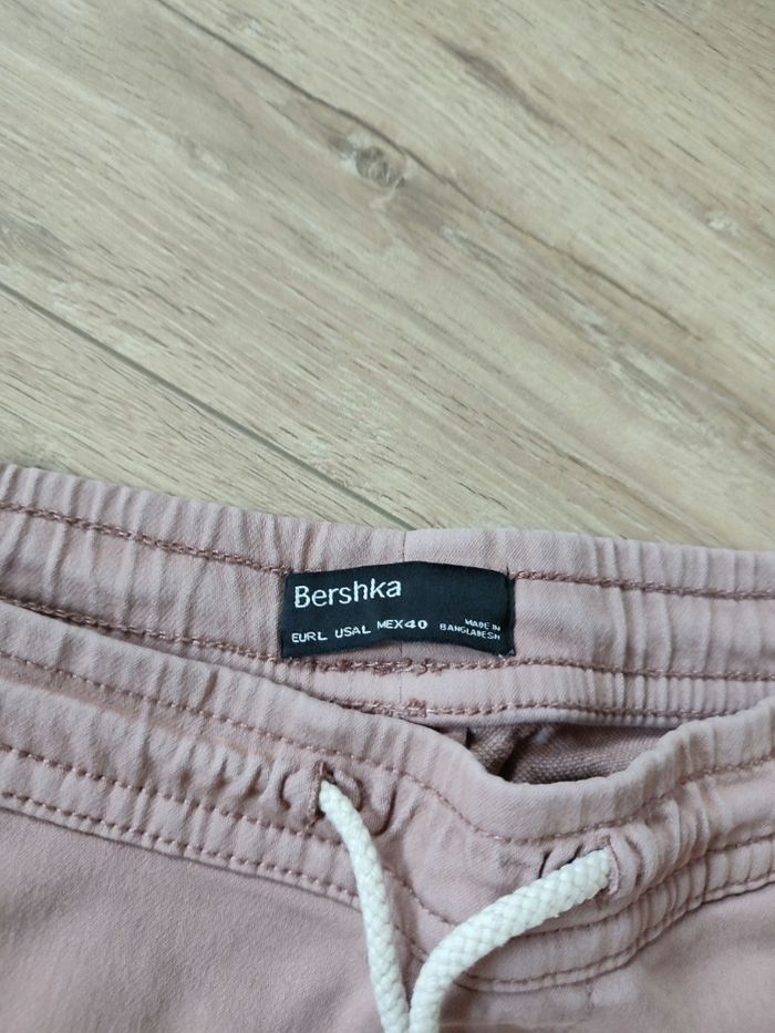 Short homme Bershka - photo numéro 2