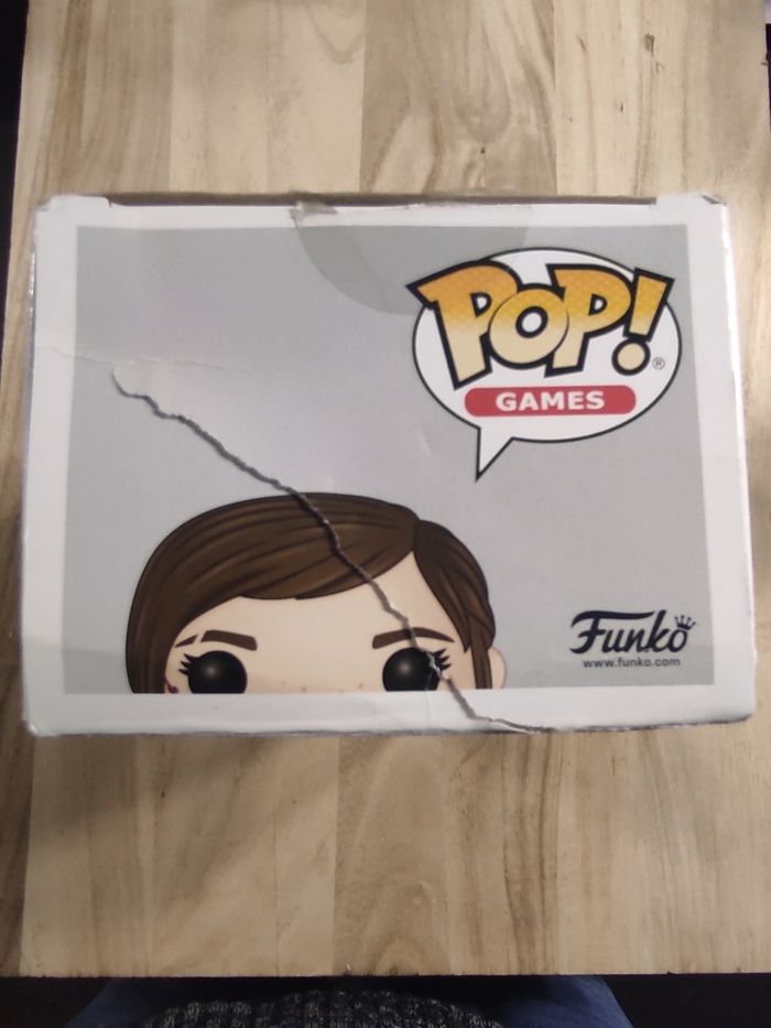 Figurine Funko pop Ellie 601 ( The Last of Us ) - photo numéro 5
