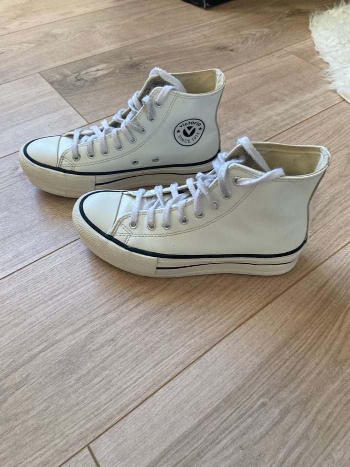 Converses - photo numéro 2