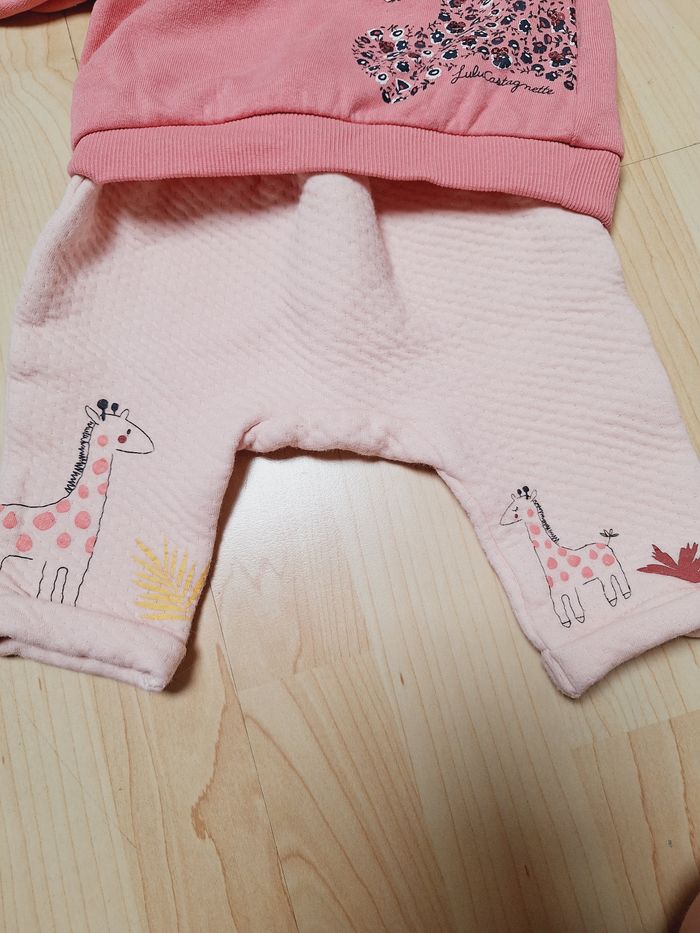 Ensemble 2 pièces 6 mois - photo numéro 6