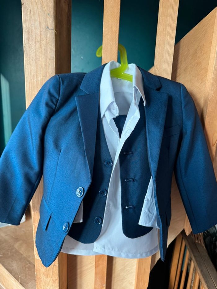 Costume 4 pièces enfant - photo numéro 3