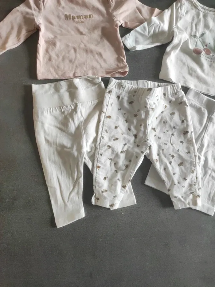 Lot bébé 1 mois fille - photo numéro 5