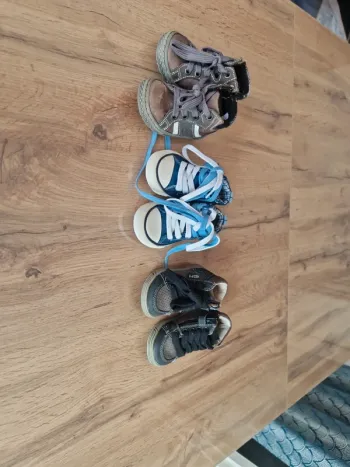 Lot - chaussures - 19