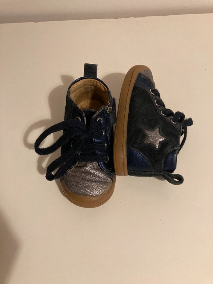 Chaussures taille 20