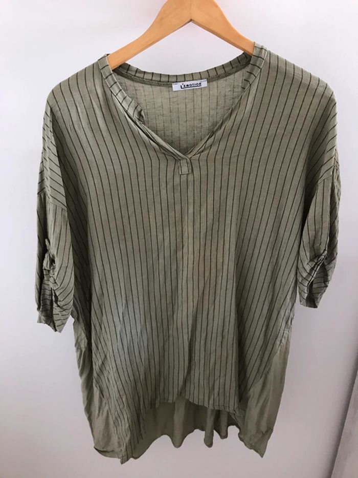 Lot 2 blouses taille 50 l’émotion - photo numéro 5