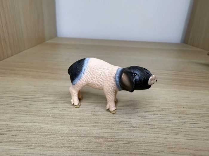 Bébé pochon schleich