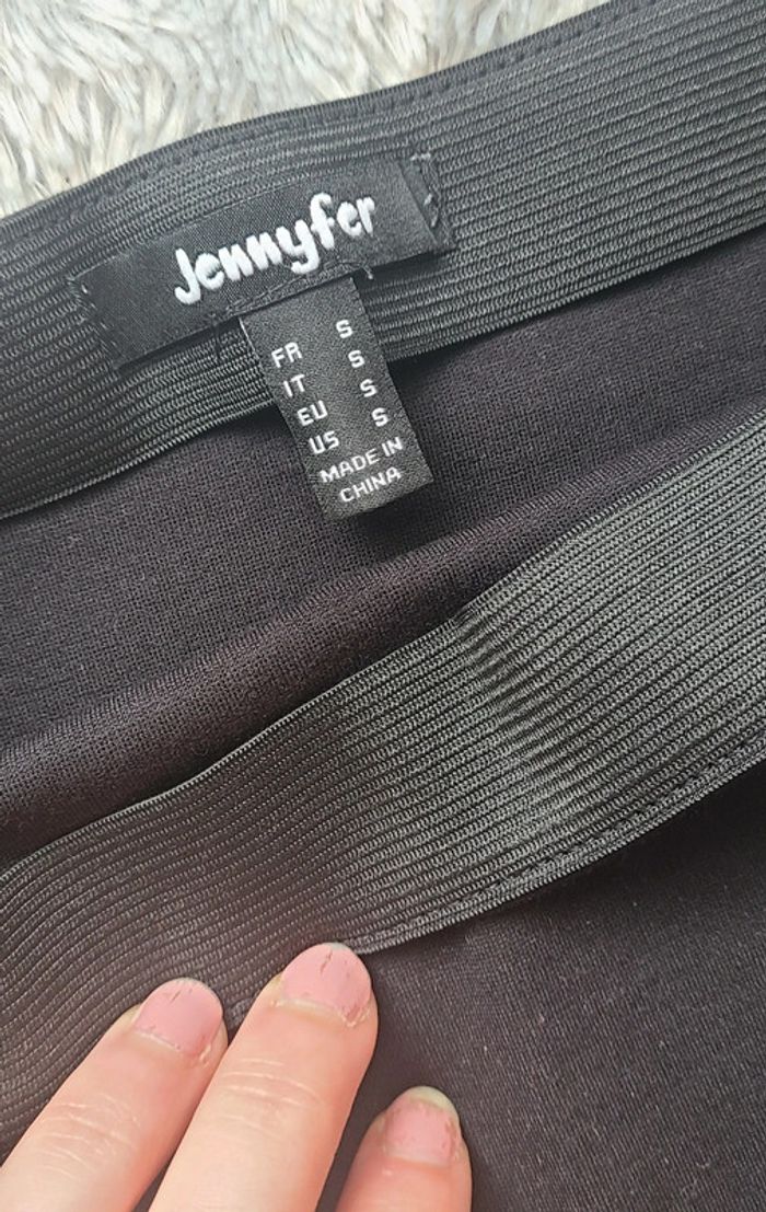 Jupe noire simili jennyfer taille S 36 - photo numéro 3