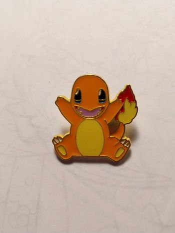 Pins pokémon