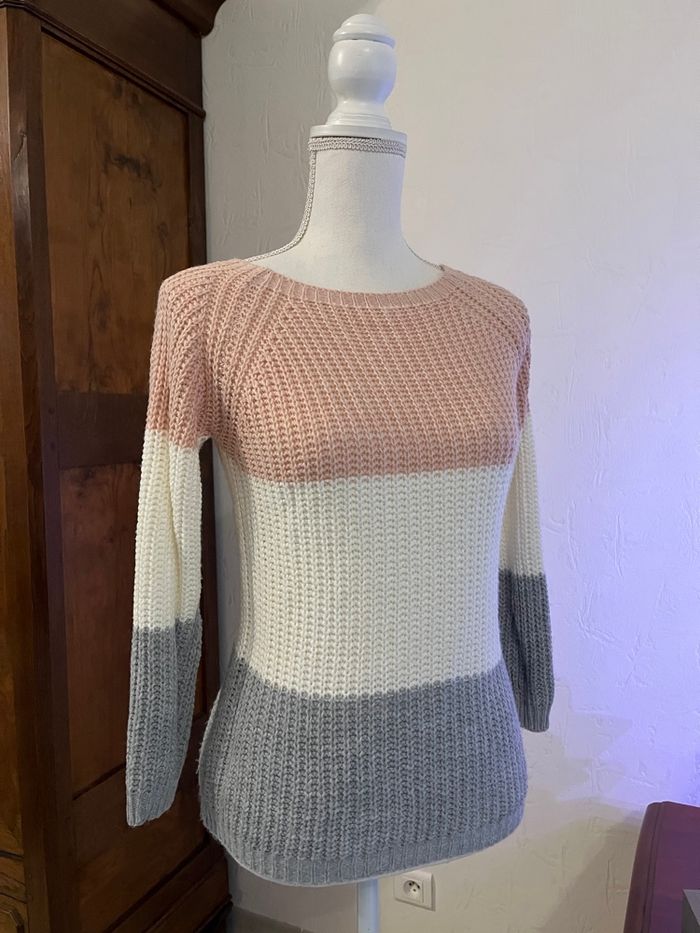 Pull hiver pastel inspiré de La Reine des Neiges - photo numéro 2