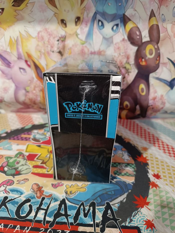 EV10.5 - Coffret Dresseur d'Élite (ETB) Foudre Noire - photo numéro 4