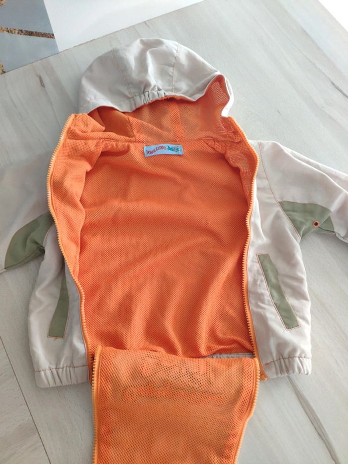 Deux vestes été garçon légères avec capuche 12 mois - photo numéro 4