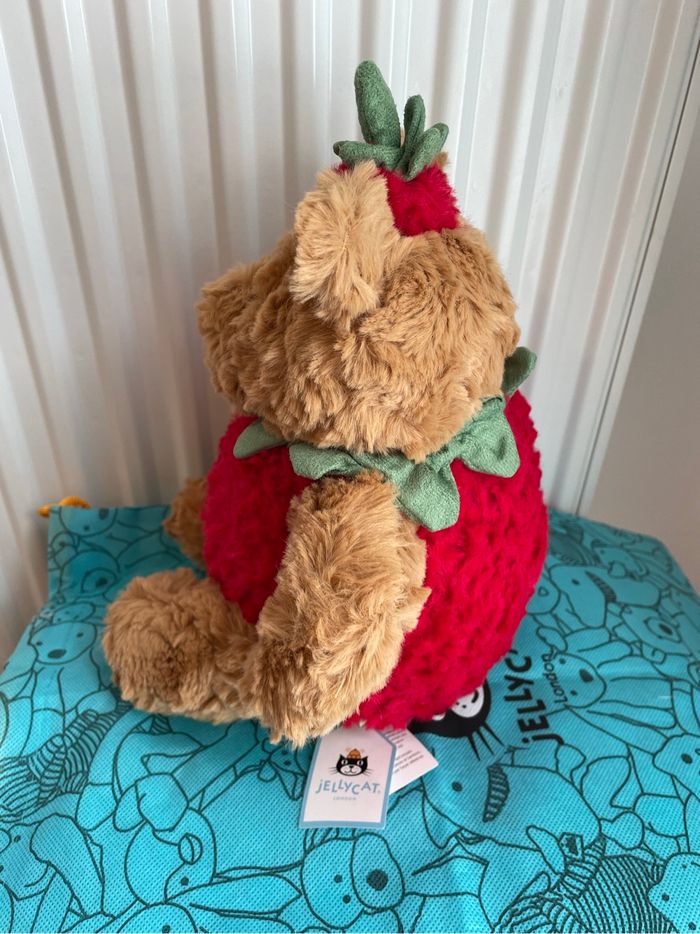 Peluche Jellycat Ours Bartholomew Fraise 🍓 - photo numéro 9