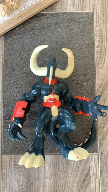Figurine dinofroz dragon king