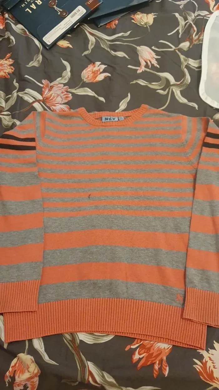 Pull 10 ans