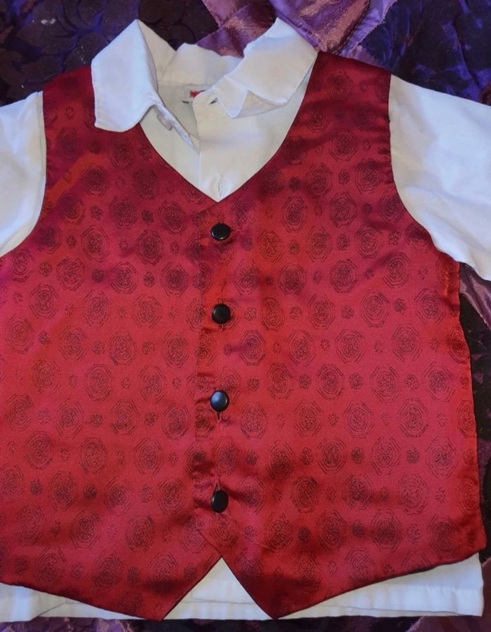 Chemise et gilet 9mois neuf - photo numéro 2