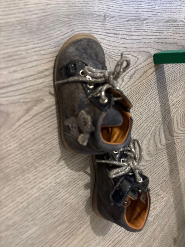 Chaussure bébé - photo numéro 2