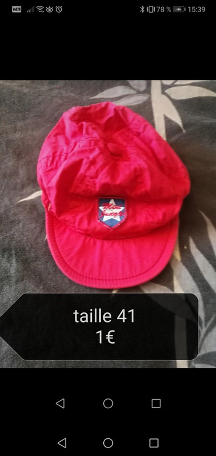 Casquette rouge taille 51