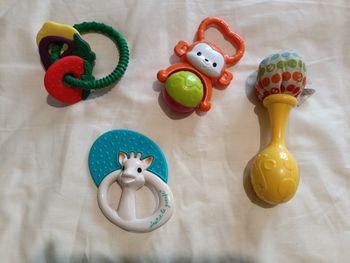 Hochet et jouet dentition