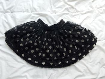 Jupe noire a pois avec tulle Barbie 140cm neuve 3€