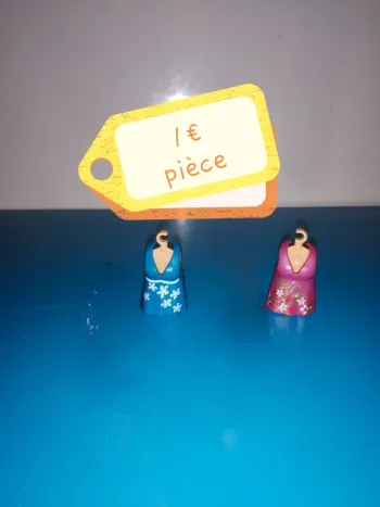 Thème* accessoire / vêtement - ceintre