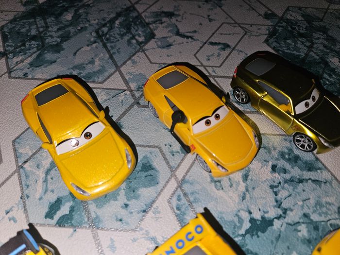 Lot de voitures cars Mattel tbe - photo numéro 6