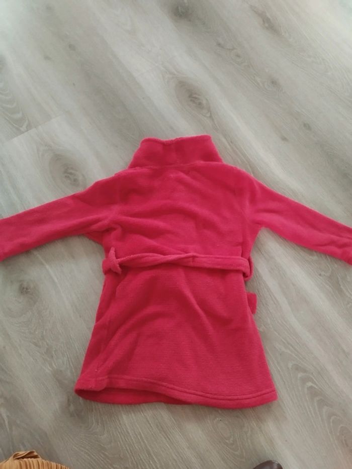 Robe de chambre rouge - photo numéro 4