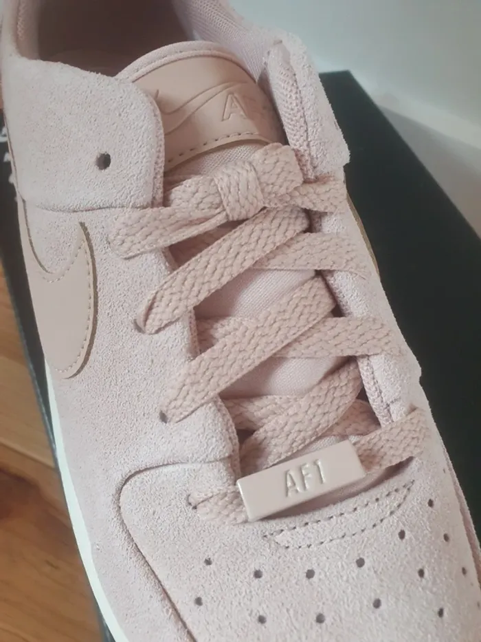 Nike Air Force 1 Sage/neuves/42 - photo numéro 4
