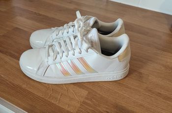 Basket adidas