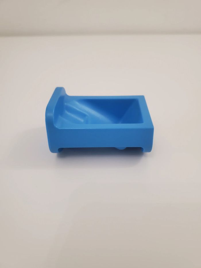 Playmobil Meuble chambre,  Un lit enfant bleu decoré d'étoiles et Lune très bon état - photo numéro 4