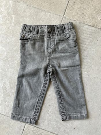 Pantalon gris bébé 9 mois