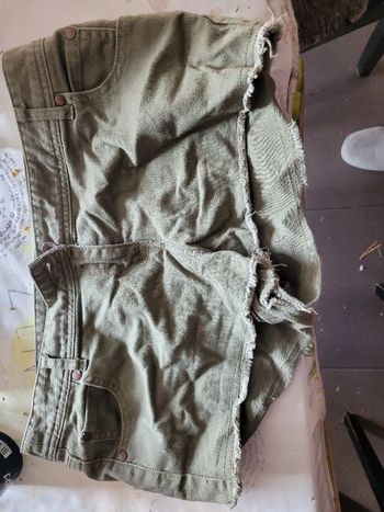 Short 3 suisses taille 40