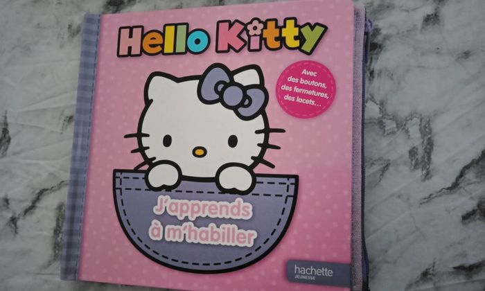 Livre Hello Kitty - photo numéro 4