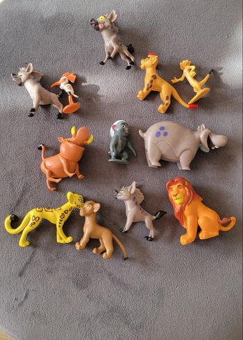 Lot figurine  roi Lion