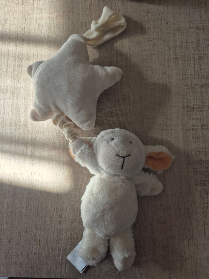 Peluche mouton musical - photo numéro 2