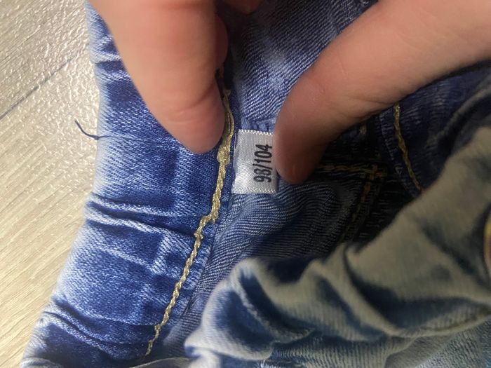 Jean taille 4/5 ans - photo numéro 2