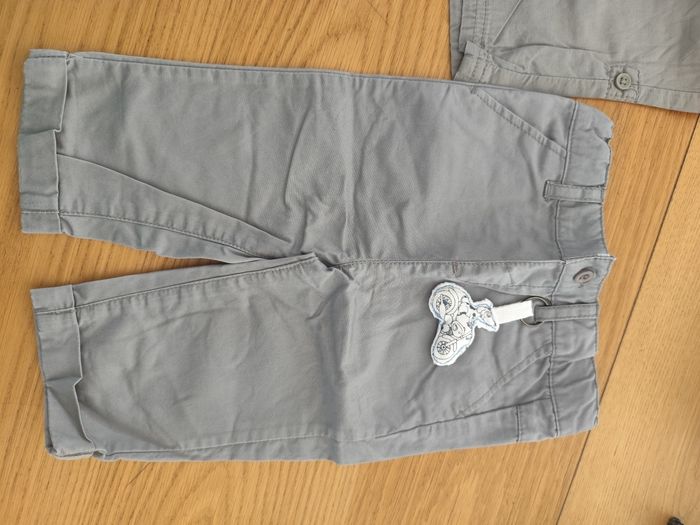 Lot de 4 pantalons en 6 mois / garcons - photo numéro 2