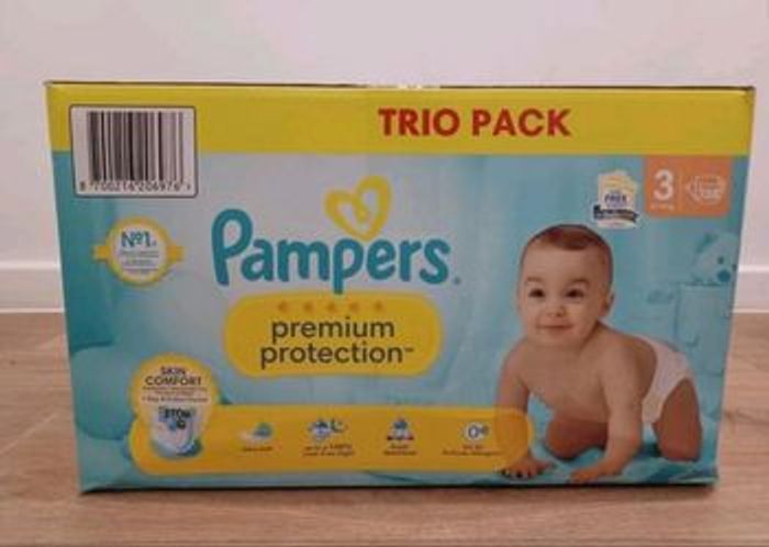 138 couches Pampers premium taille 3