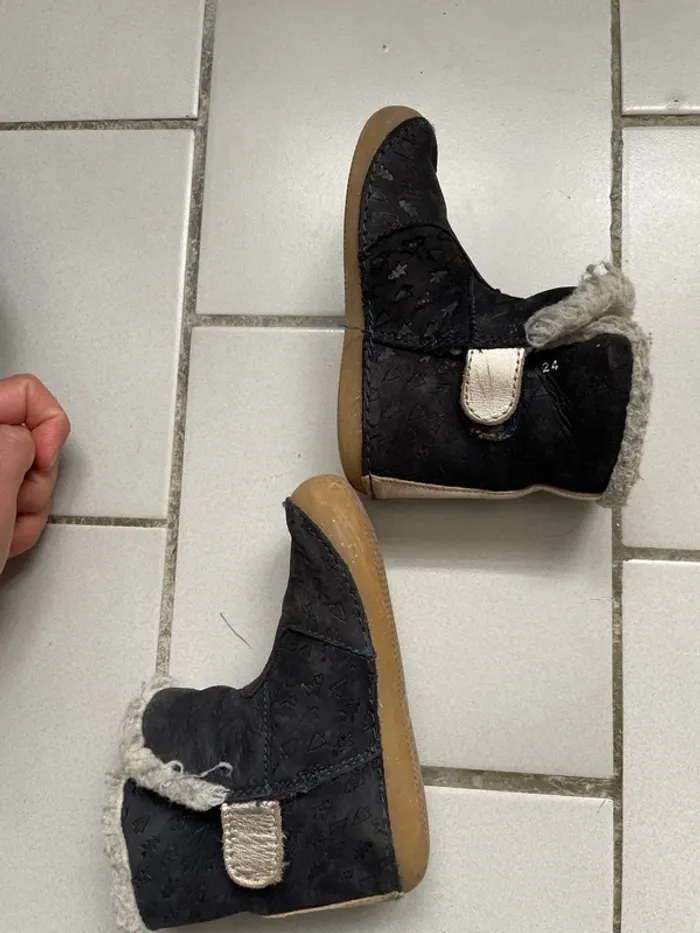 Bottines bottes kickers taille 24 - photo numéro 7