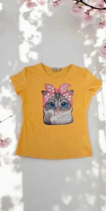 🎀 T-shirt Jaune avec Adorable Chat aux Grands Yeux Bleus femme taille 38/40🎀