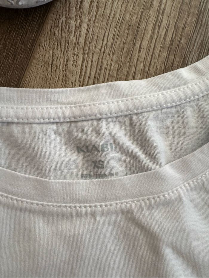 - Tee shirt Kiabi - Taille XS / 34 - Très bon état - photo numéro 2