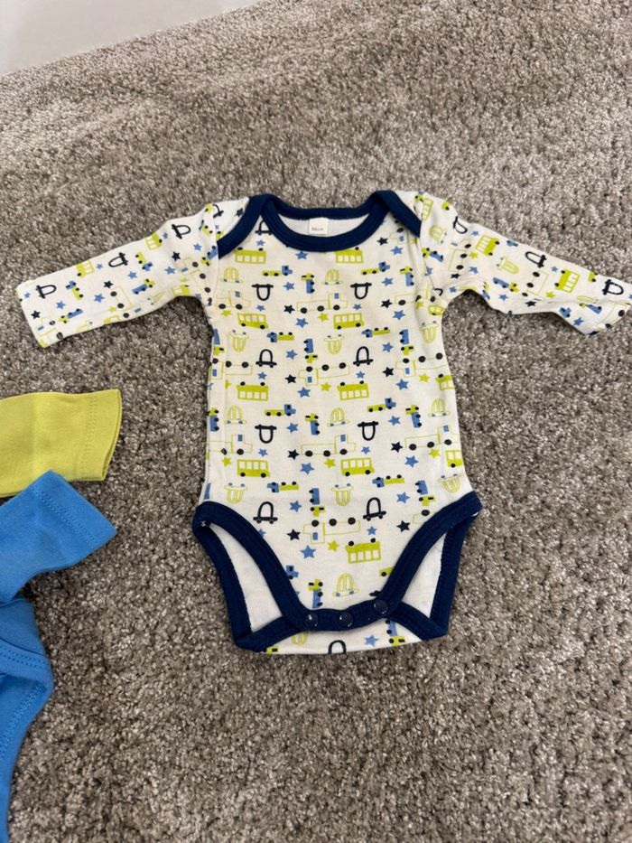 Lot de 3 bodies - photo numéro 3