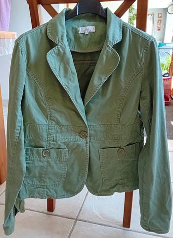 Très belle veste kaki