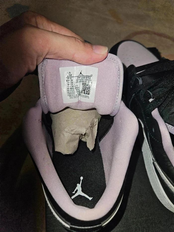 Nike Air Jordan 1 low Black lila Taille 39 - photo numéro 5