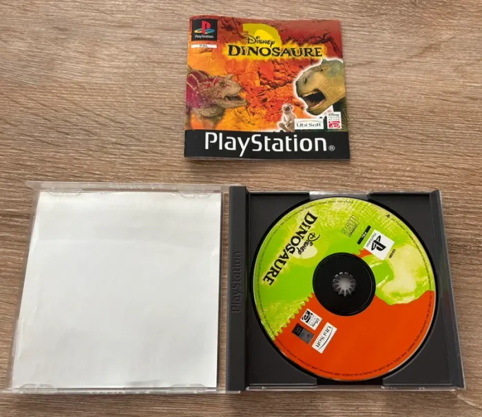 Disney dinosaures ps1 - photo numéro 2