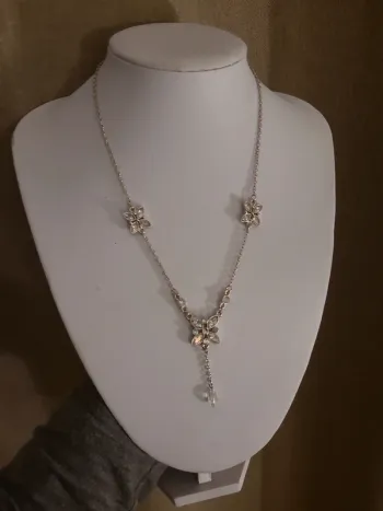 Collier à strass