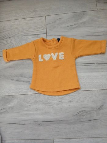 Pull ~ Kiabi ~ 1mois (52-55cm/4kg)